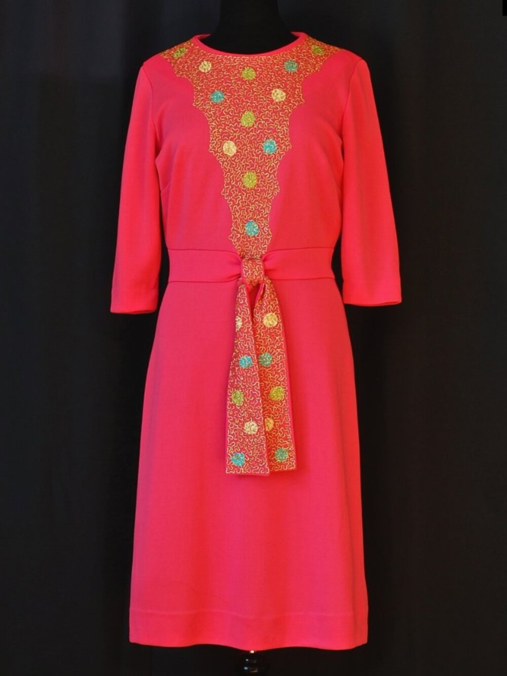 Gero Paris Creation Originale 1970's Embellished Pink Dress